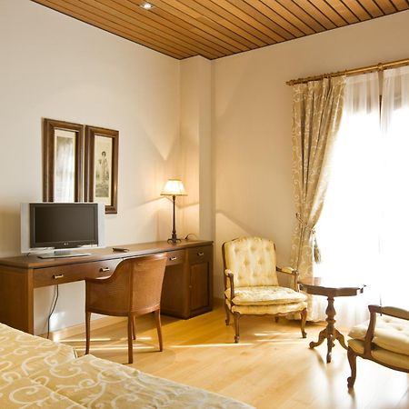 Bodegas Hacienda Albae Guest House Argamasilla De Alba Luaran gambar