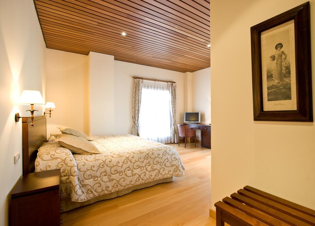 Bodegas Hacienda Albae Guest House Argamasilla De Alba Luaran gambar